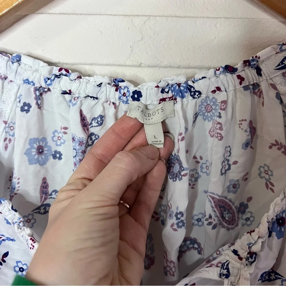 Talbots Red, White and Blue Paisley Short Sleeve Flowy Top, Women’s Size Large - Picture 7 of 7